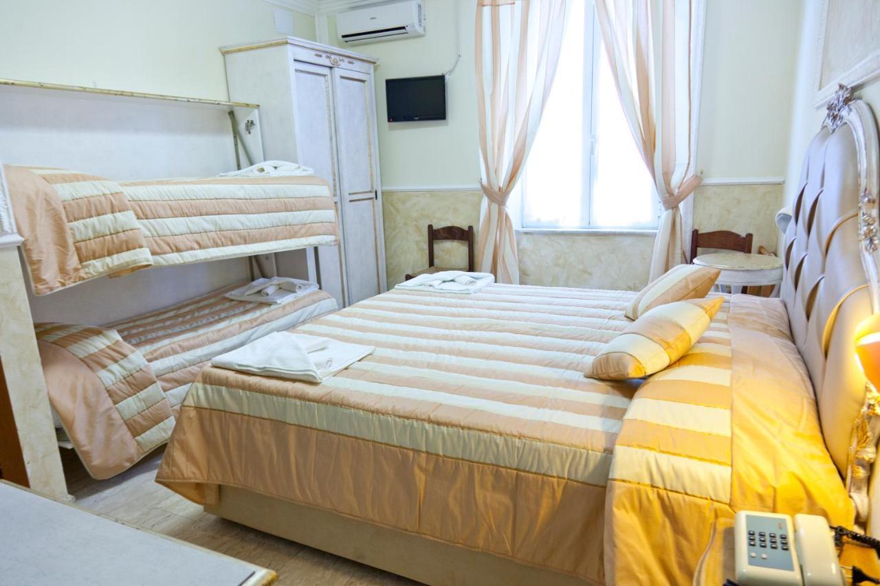 Hotel Tahiti Viareggio Esterno foto