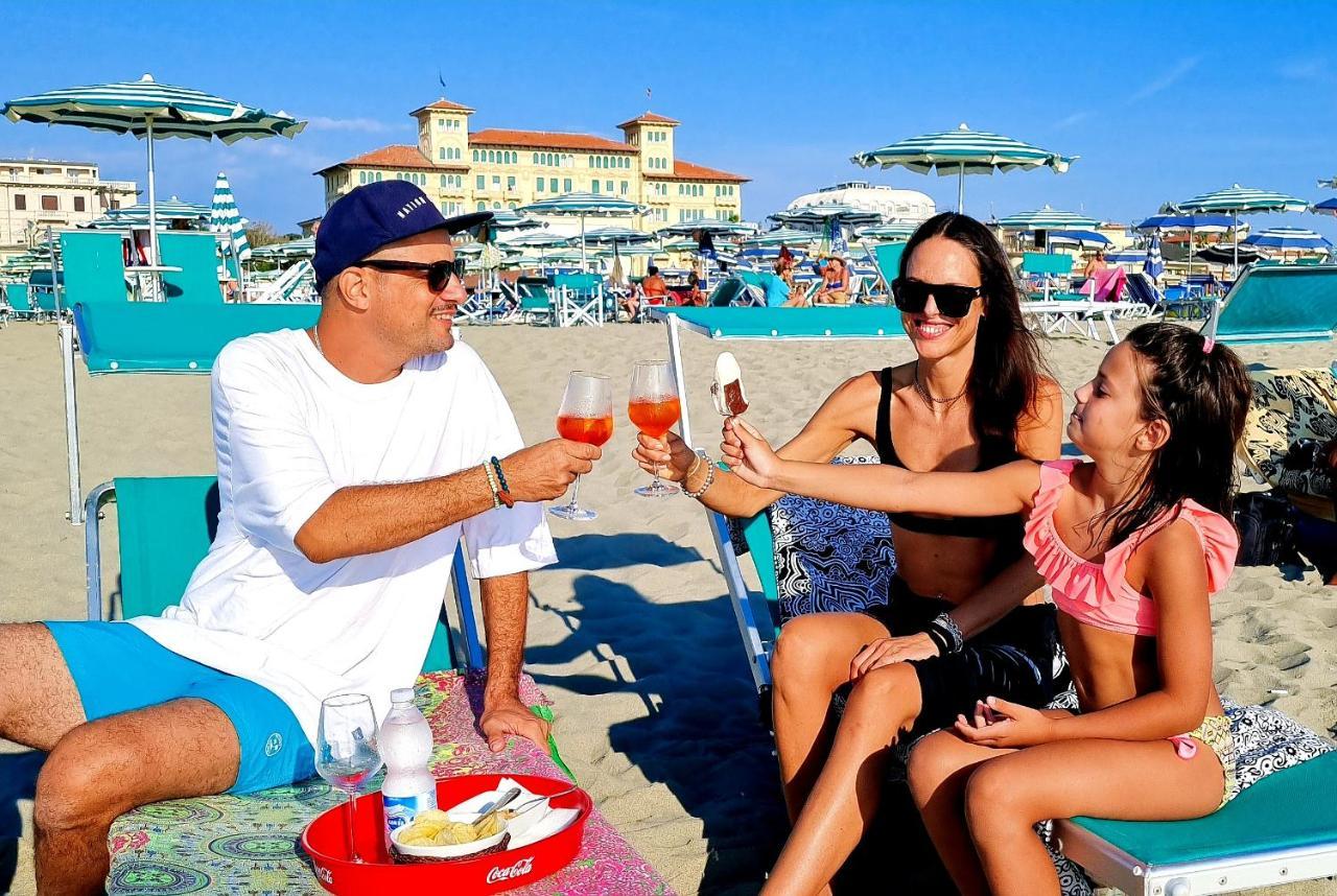 Hotel Tahiti Viareggio Esterno foto