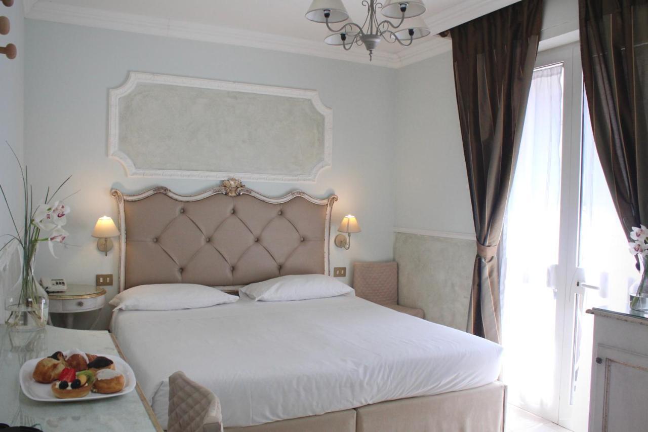 Hotel Tahiti Viareggio Esterno foto
