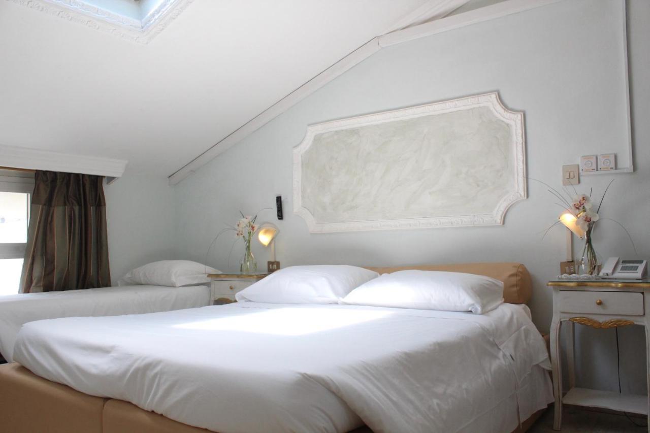 Hotel Tahiti Viareggio Esterno foto