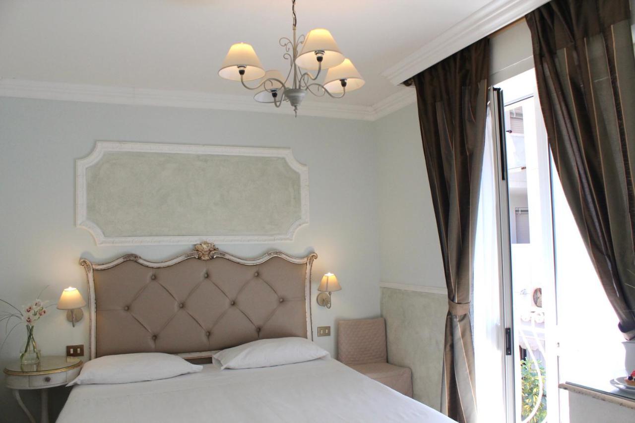 Hotel Tahiti Viareggio Esterno foto