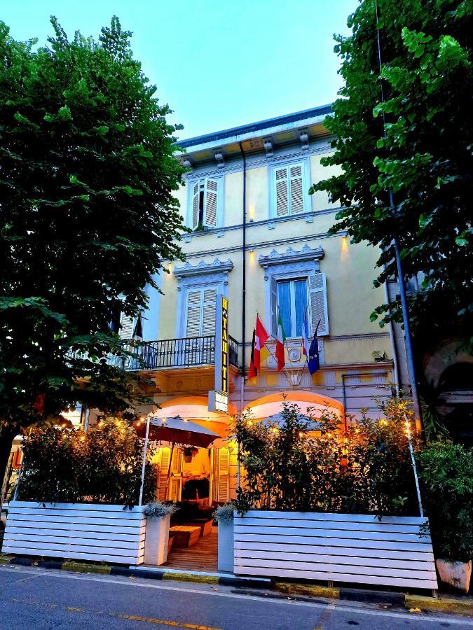 Hotel Tahiti Viareggio Esterno foto