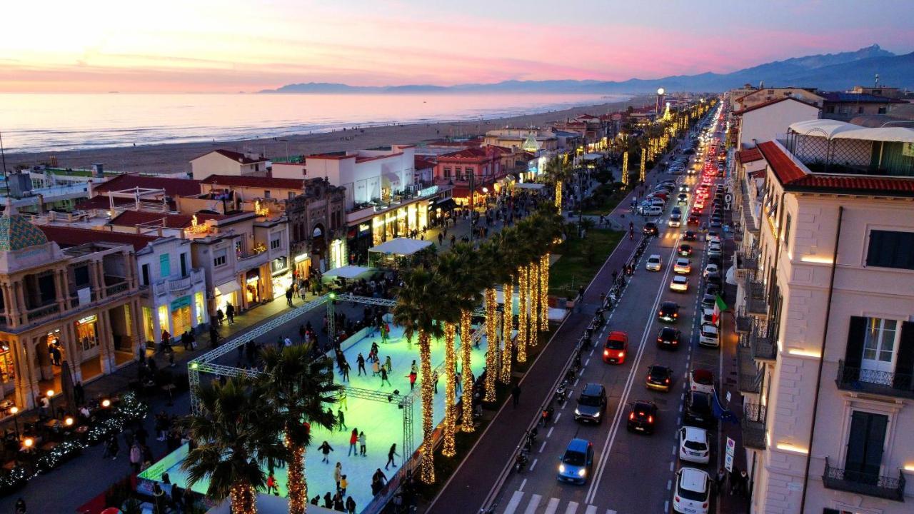 Hotel Tahiti Viareggio Esterno foto