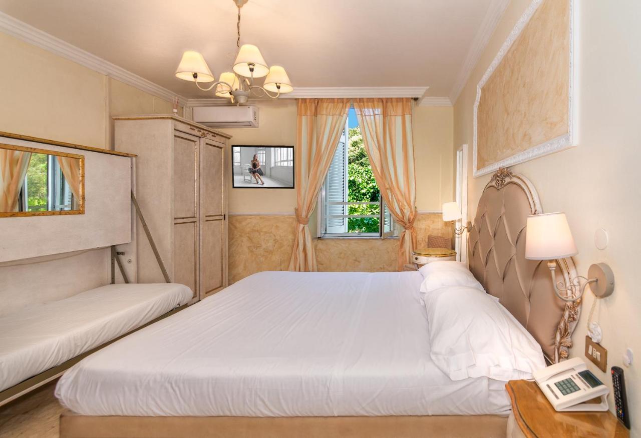 Hotel Tahiti Viareggio Esterno foto
