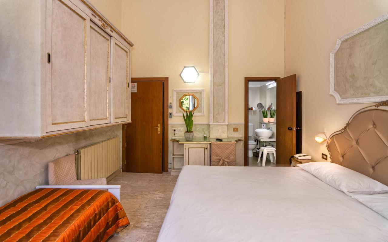 Hotel Tahiti Viareggio Esterno foto